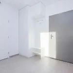 דירה Near Airport - Balcony & Free Parking *